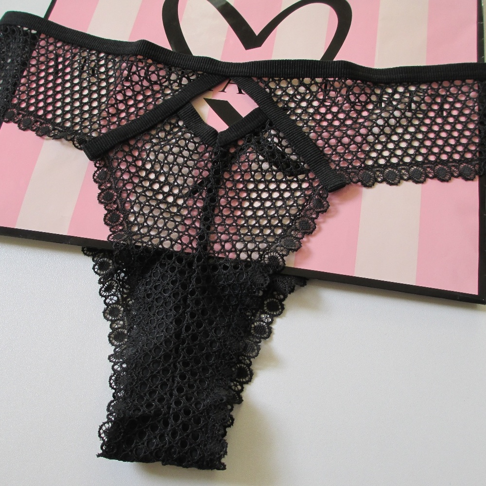 VICTORIA'S SECRET VERY SEXY Black Fishnet Panty